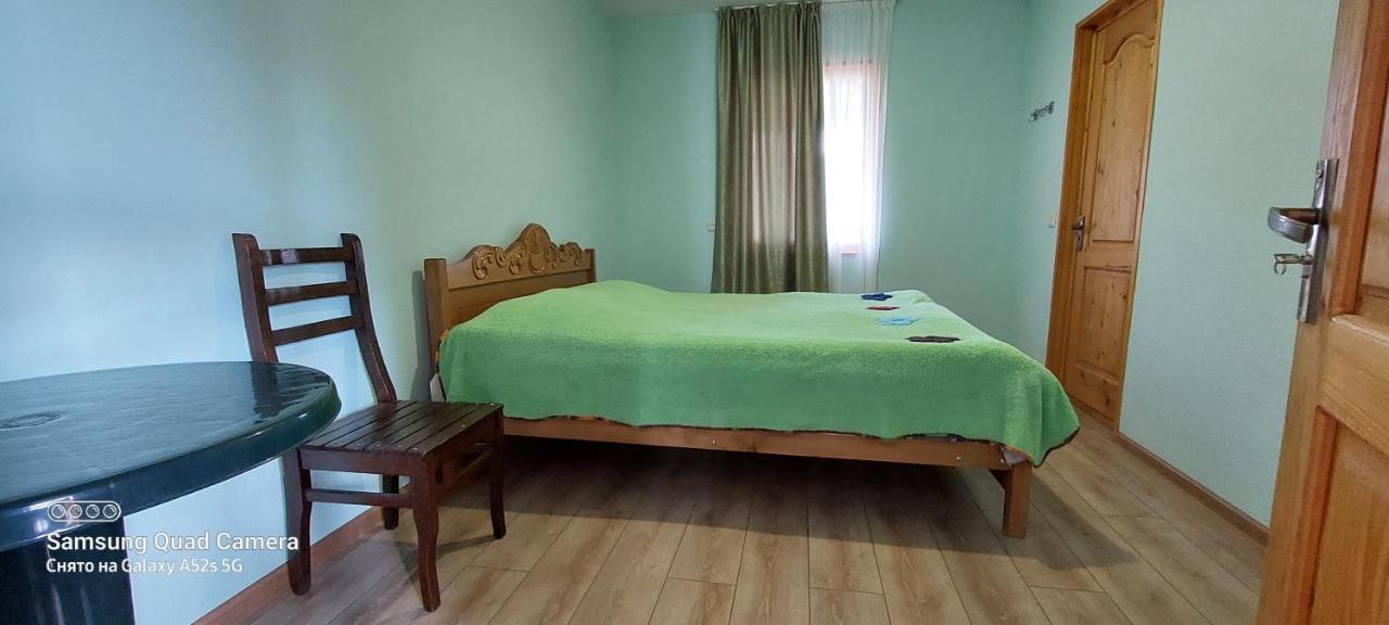 Guest House Tsasne Omalo Bagian luar foto