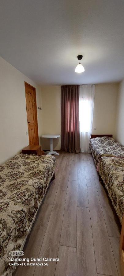 Guest House Tsasne Omalo Bagian luar foto