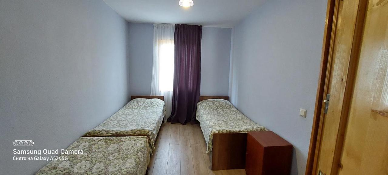 Guest House Tsasne Omalo Bagian luar foto